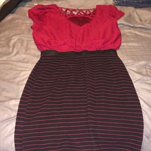 Speeckleys black and red dress. Size large
